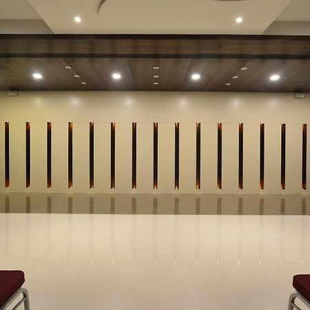 Hotel Jhankar Palace Dhule Ngoại thất bức ảnh