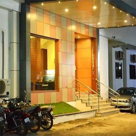 Hotel Jhankar Palace Dhule Ngoại thất bức ảnh
